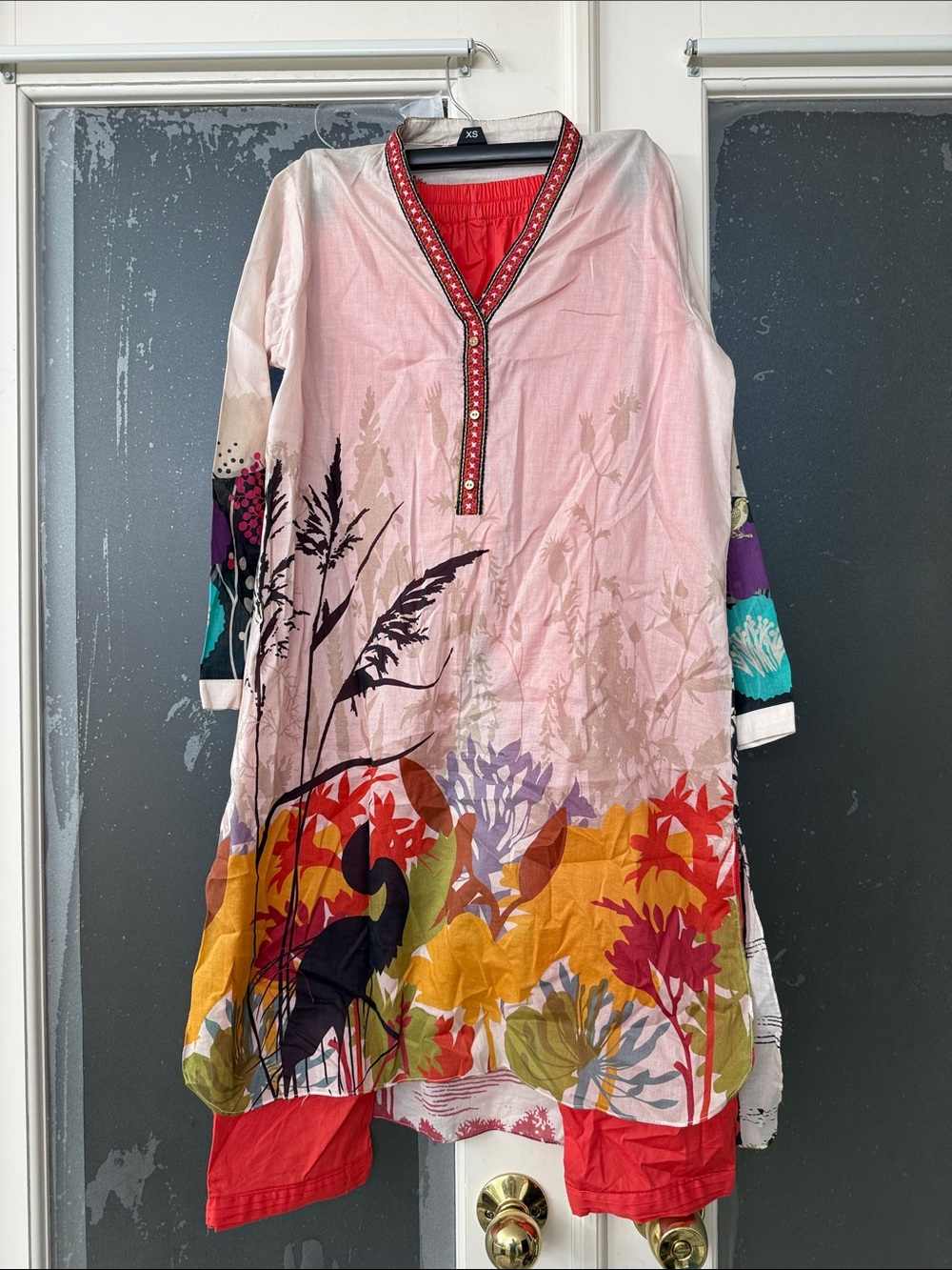 Young girls 2 PCs set